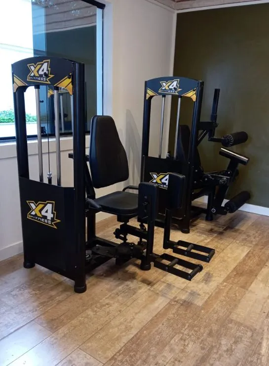 academia-completa-com-equipamentos-x4-fitness
