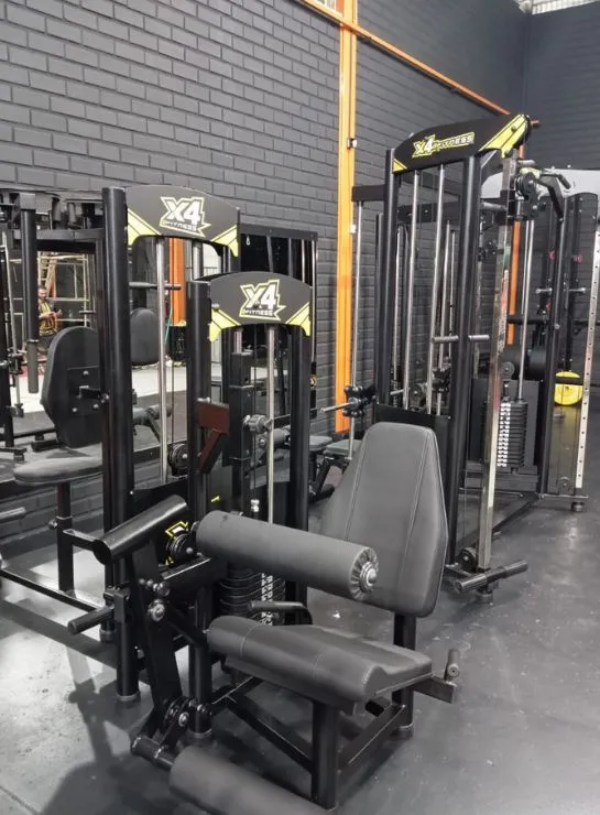 cadeira-flexora-extensora-x4-fitness-profissional