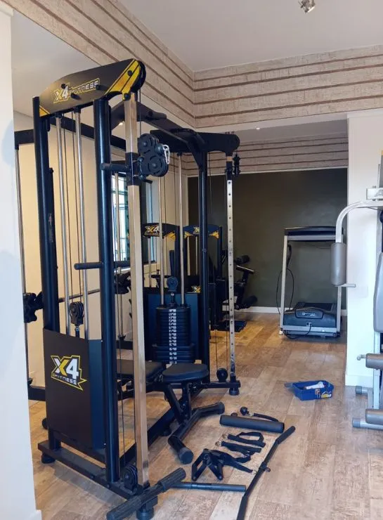 studio-condominio-x4-fitness-equipamento-compacto
